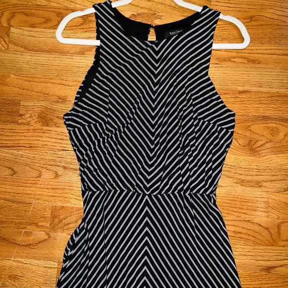 White House Black Market Black Stripe Maxi Dress Sz L - Picture 10 of 12
